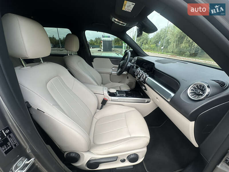 Внедорожник / Кроссовер Mercedes-Benz EQB 2023 в Киеве