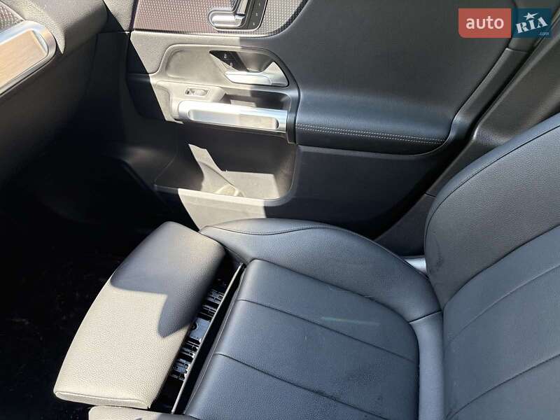 Внедорожник / Кроссовер Mercedes-Benz EQB 2023 в Львове