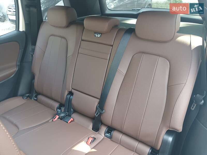 Позашляховик / Кросовер Mercedes-Benz EQB 2024 в Одесі