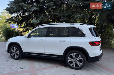Внедорожник / Кроссовер Mercedes-Benz EQB 2024 в 