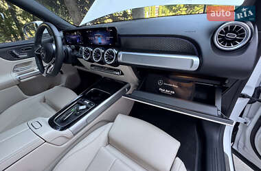 Внедорожник / Кроссовер Mercedes-Benz EQB 2024 в 