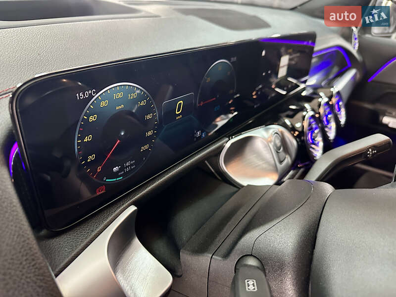 Внедорожник / Кроссовер Mercedes-Benz EQB 2022 в Киеве
