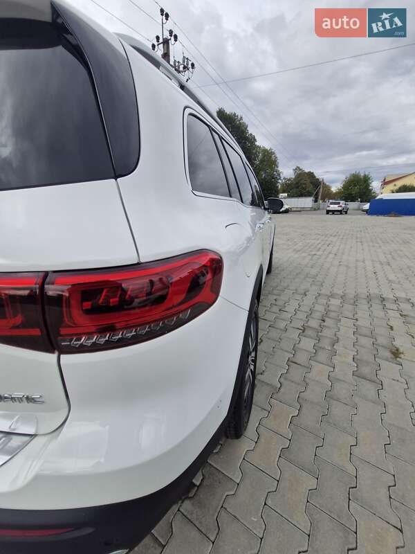 Внедорожник / Кроссовер Mercedes-Benz EQB 2023 в Ужгороде