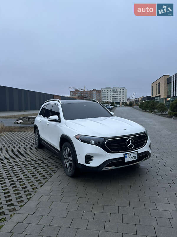 Mercedes-Benz EQB 2023