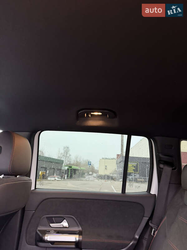 Внедорожник / Кроссовер Mercedes-Benz EQB 2023 в Киеве