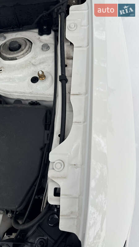 Позашляховик / Кросовер Mercedes-Benz EQB 2023 в Києві