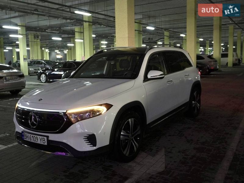 Mercedes-Benz EQB 2023