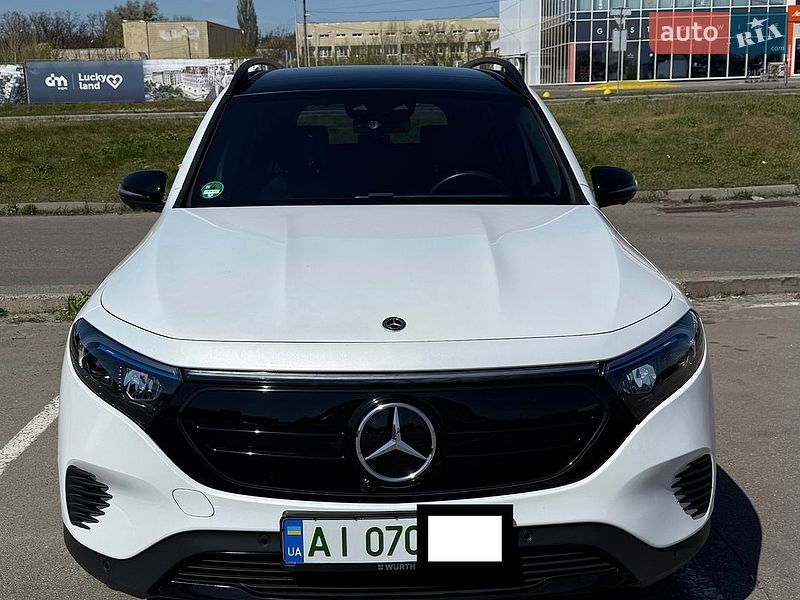 Mercedes-Benz EQB 2023