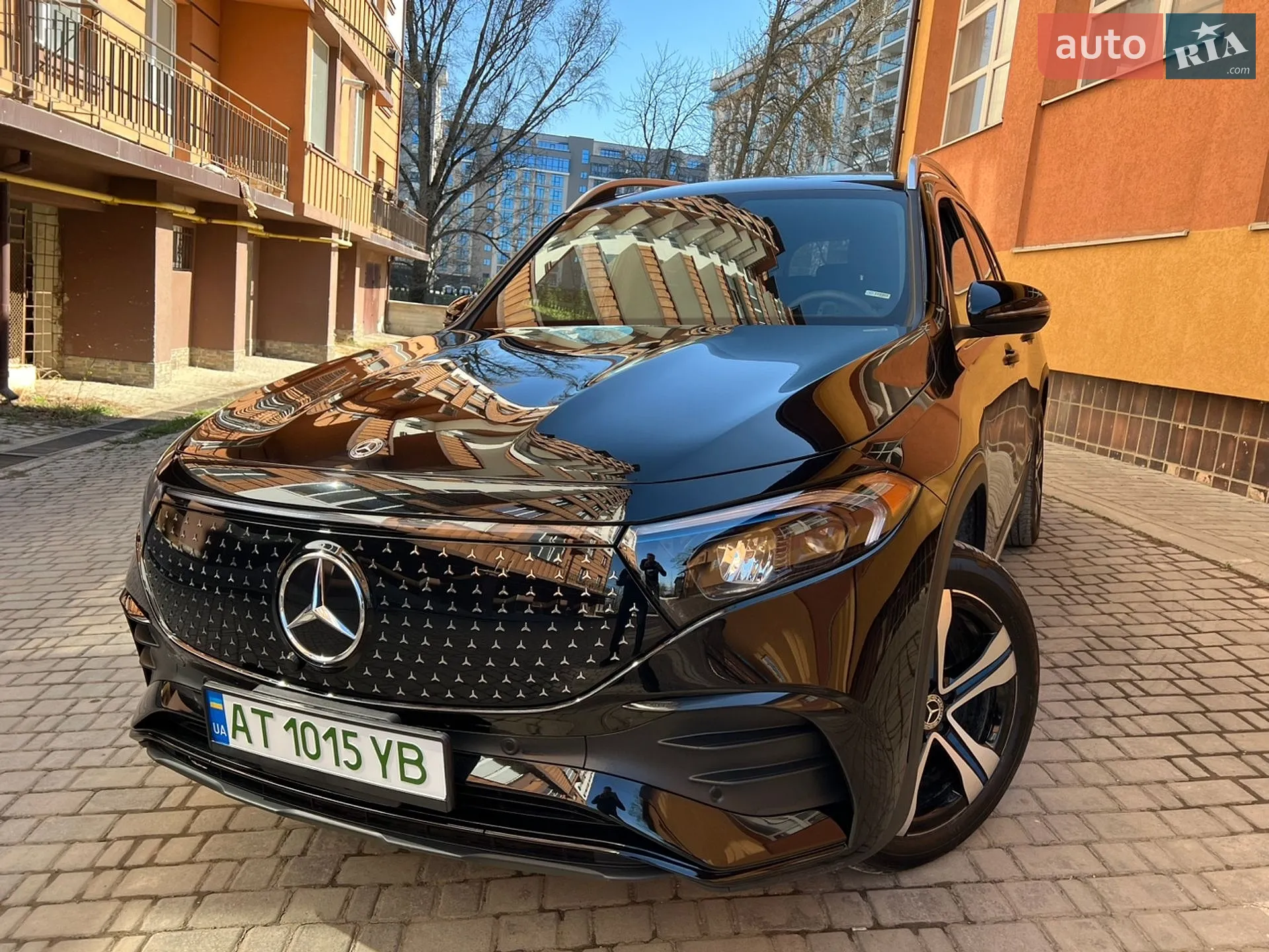 Mercedes-Benz EQB 2023