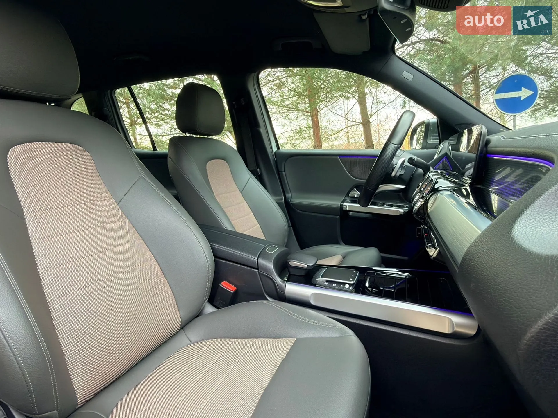 2021 Mercedes-Benz EQB - мініатюра 21
