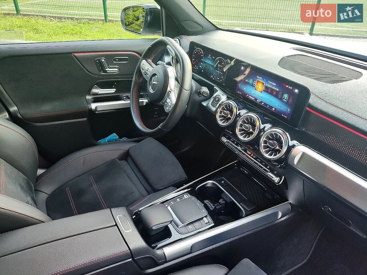 2022 Mercedes-Benz EQB - мініатюра 32