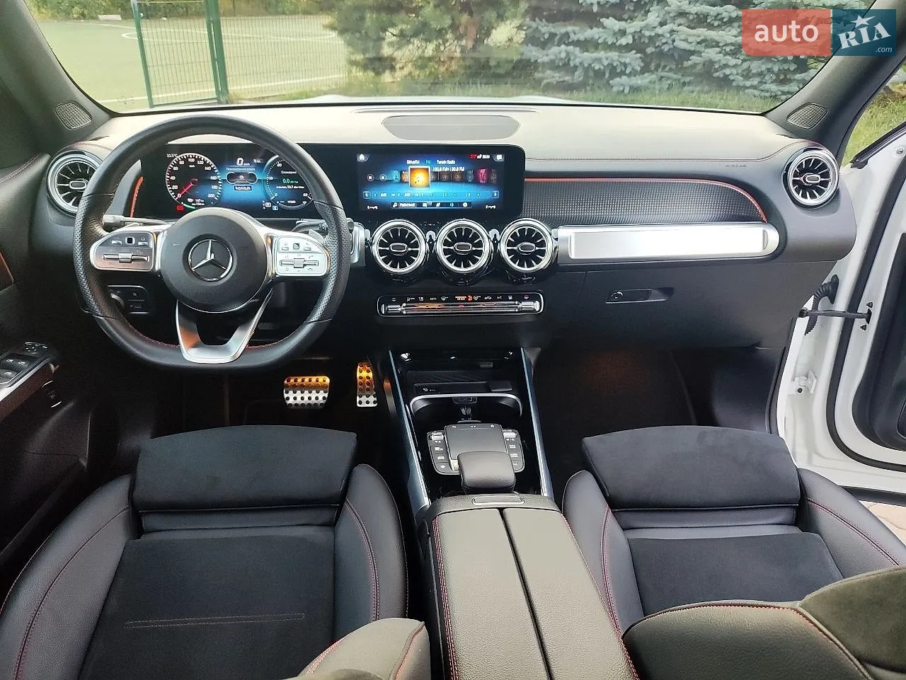 2022 Mercedes-Benz EQB - мініатюра 31