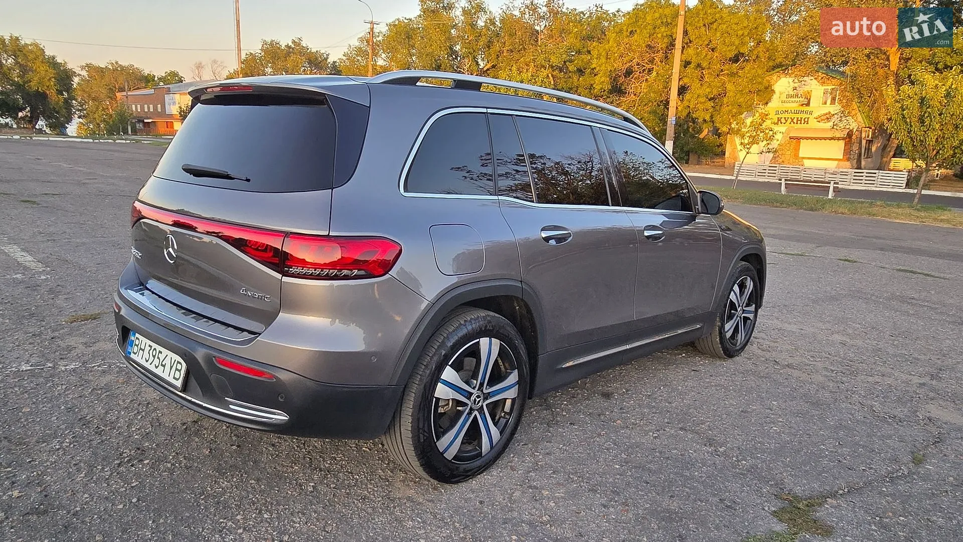 2022 Mercedes-Benz EQB - мініатюра 6