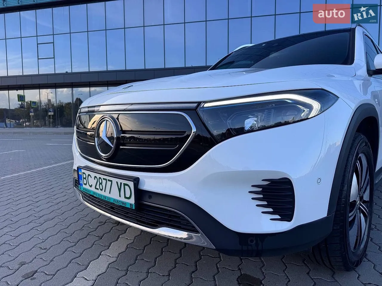 2022 Mercedes-Benz EQB - мініатюра 17