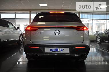 Позашляховик / Кросовер Mercedes-Benz EQC 2019 в 