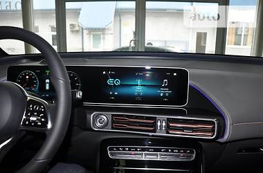 Позашляховик / Кросовер Mercedes-Benz EQC 2019 в 