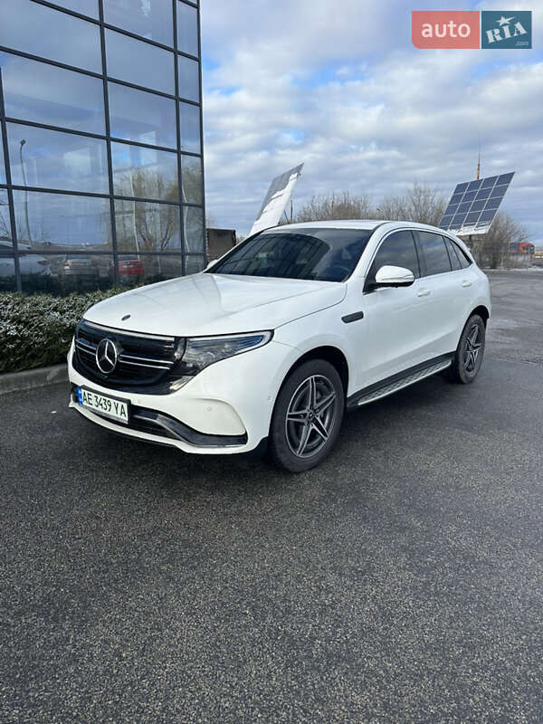 Внедорожник / Кроссовер Mercedes-Benz EQC 2020 в 