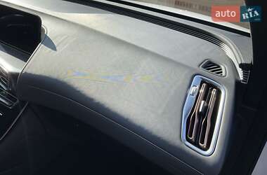 Внедорожник / Кроссовер Mercedes-Benz EQC 2020 в 
