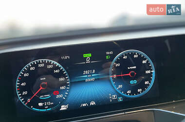 Позашляховик / Кросовер Mercedes-Benz EQC 2021 в 