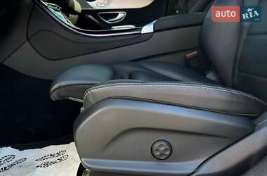 Внедорожник / Кроссовер Mercedes-Benz EQC 2021 в 