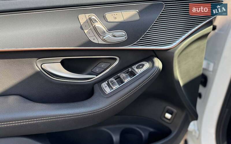 Внедорожник / Кроссовер Mercedes-Benz EQC 2021 в Черновцах