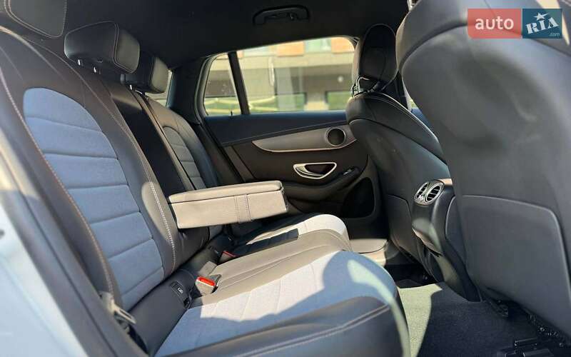 Внедорожник / Кроссовер Mercedes-Benz EQC 2021 в Черновцах