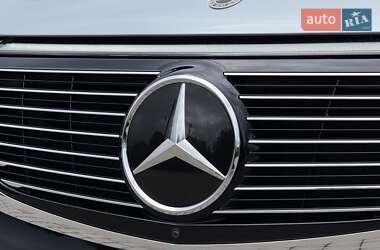 Позашляховик / Кросовер Mercedes-Benz EQC 2020 в 