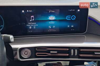 Внедорожник / Кроссовер Mercedes-Benz EQC 2021 в 