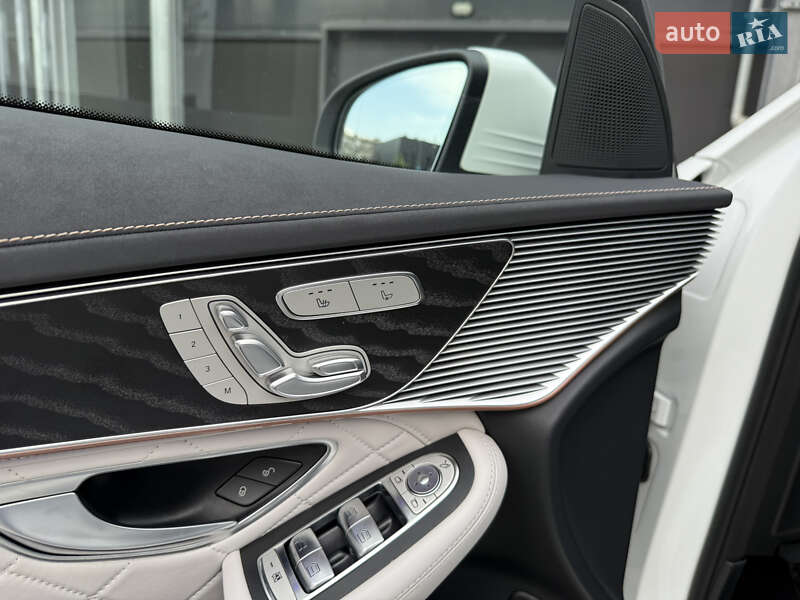 Внедорожник / Кроссовер Mercedes-Benz EQC 2022 в Киеве