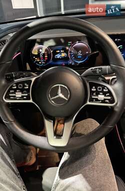 Внедорожник / Кроссовер Mercedes-Benz EQC 2021 в 
