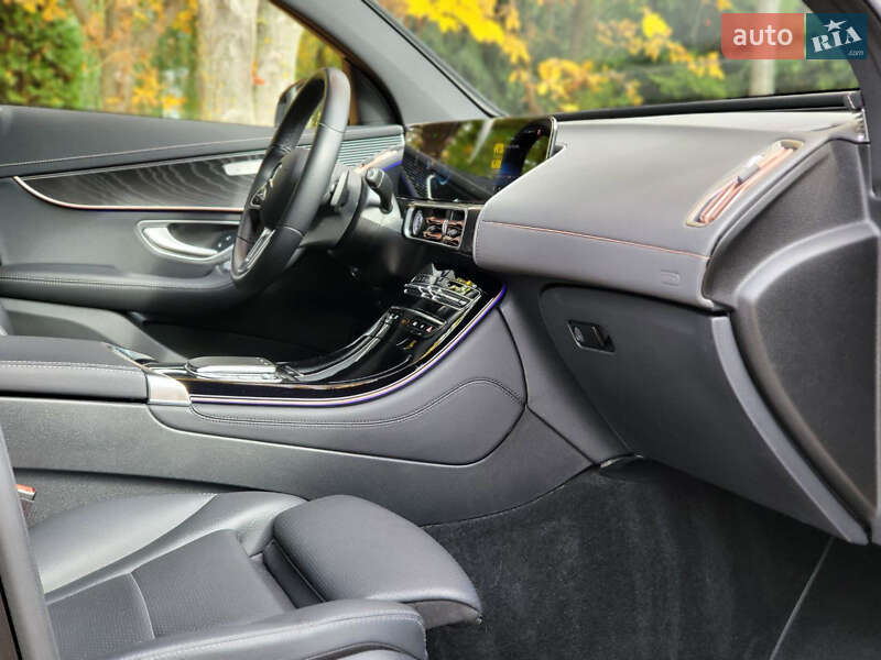 Позашляховик / Кросовер Mercedes-Benz EQC 2021 в Києві