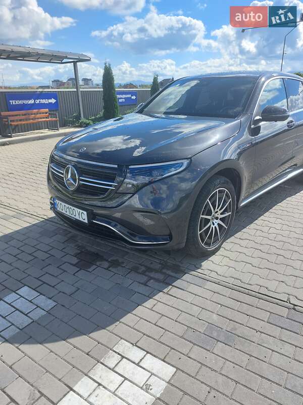 Позашляховик / Кросовер Mercedes-Benz EQC 2021 в  фото Позашляховик / Кросовер Mercedes-Benz EQC 2021 в