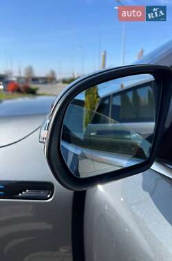 Позашляховик / Кросовер Mercedes-Benz EQC 2020 в  фото 16 Позашляховик / Кросовер Mercedes-Benz EQC 2020 в