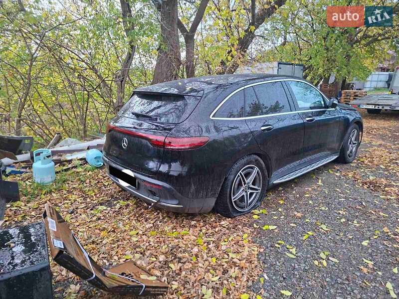 Внедорожник / Кроссовер Mercedes-Benz EQC 2022 в Киеве фото 6 Внедорожник / Кроссовер Mercedes-Benz EQC 2022 в Киеве