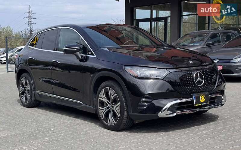 Mercedes-Benz EQE SUV