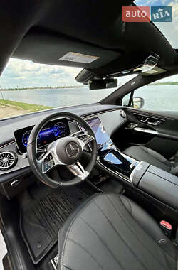 Позашляховик / Кросовер Mercedes-Benz EQE SUV 2023 в 