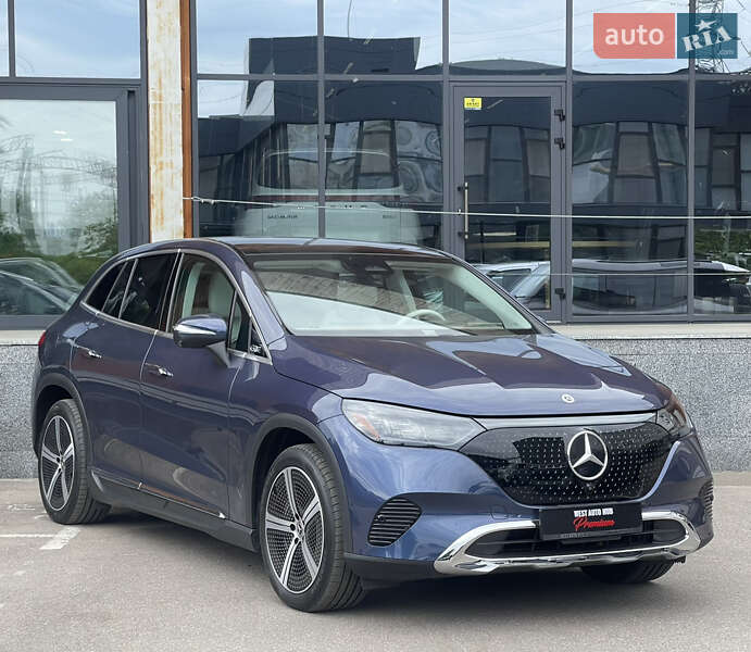 Mercedes-Benz EQE SUV 2023