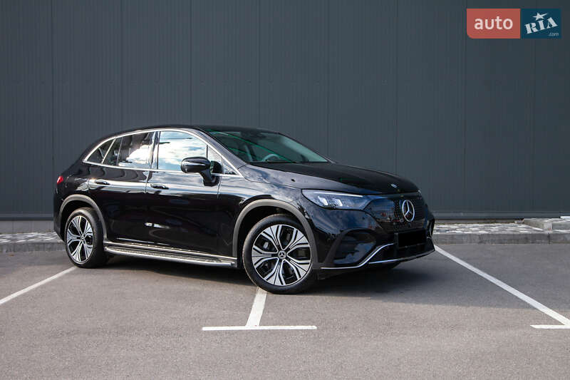 Mercedes-Benz EQE SUV 2024