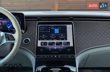 Позашляховик / Кросовер Mercedes-Benz EQE SUV 2023 в  фото 25 Позашляховик / Кросовер Mercedes-Benz EQE SUV 2023 в