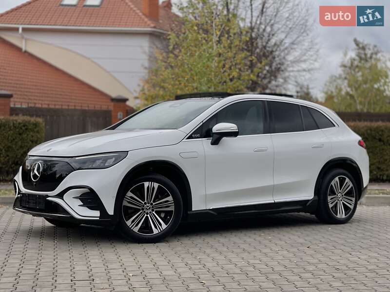 Mercedes-Benz EQE SUV 2023