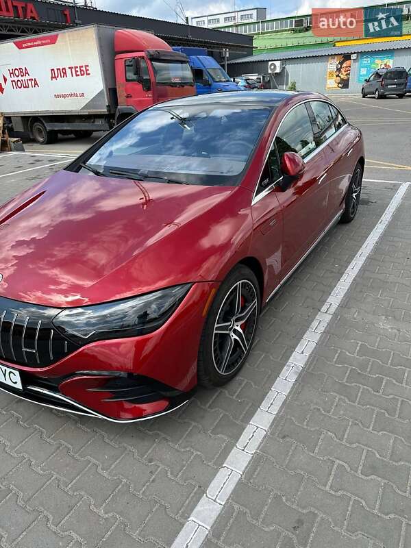 Седан Mercedes-Benz EQE 2022 в Киеве