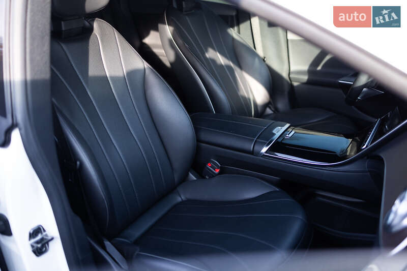 Седан Mercedes-Benz EQE 2022 в Тернополі