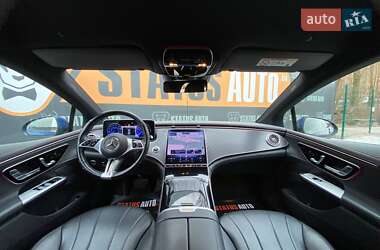 Седан Mercedes-Benz EQE 2022 в 
