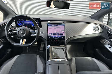 Седан Mercedes-Benz EQE 2022 в 