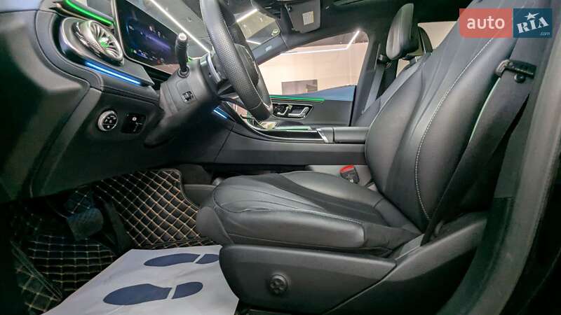 Седан Mercedes-Benz EQE 2022 в Киеве