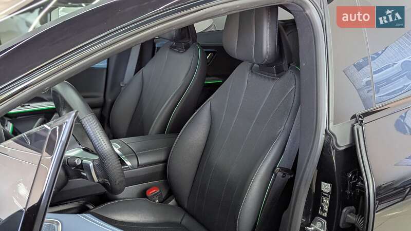 Седан Mercedes-Benz EQE 2022 в Киеве