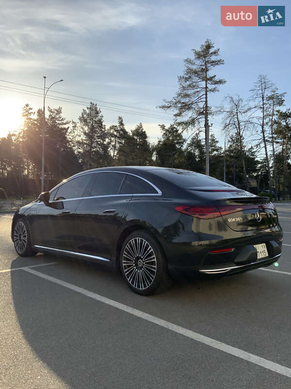 Седан Mercedes-Benz EQE 2022 в Обухове