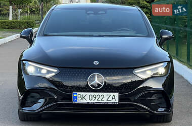 Седан Mercedes-Benz EQE 2023 в 