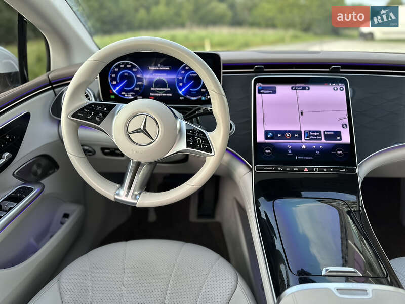Седан Mercedes-Benz EQE 2022 в Ровно