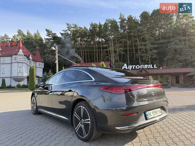 Седан Mercedes-Benz EQE 2022 в Ровно